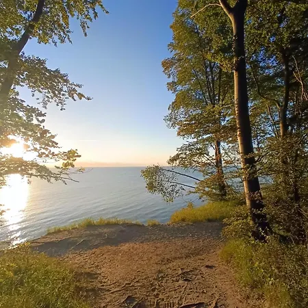 Complex In By The Sea *