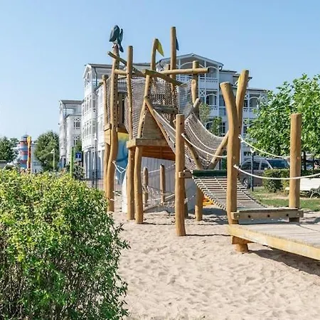 Complex In By The Sea * Зеллин