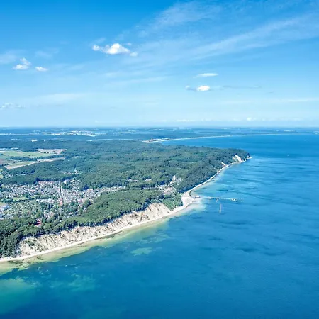 Апартаменты Complex In By The Sea Зеллин